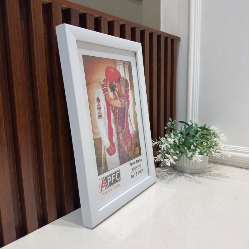 Classic White Wall Photo Frame (8 × 12 Inch) - Image 2